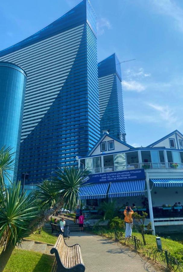 Orbi City Batumi Exteriör bild
