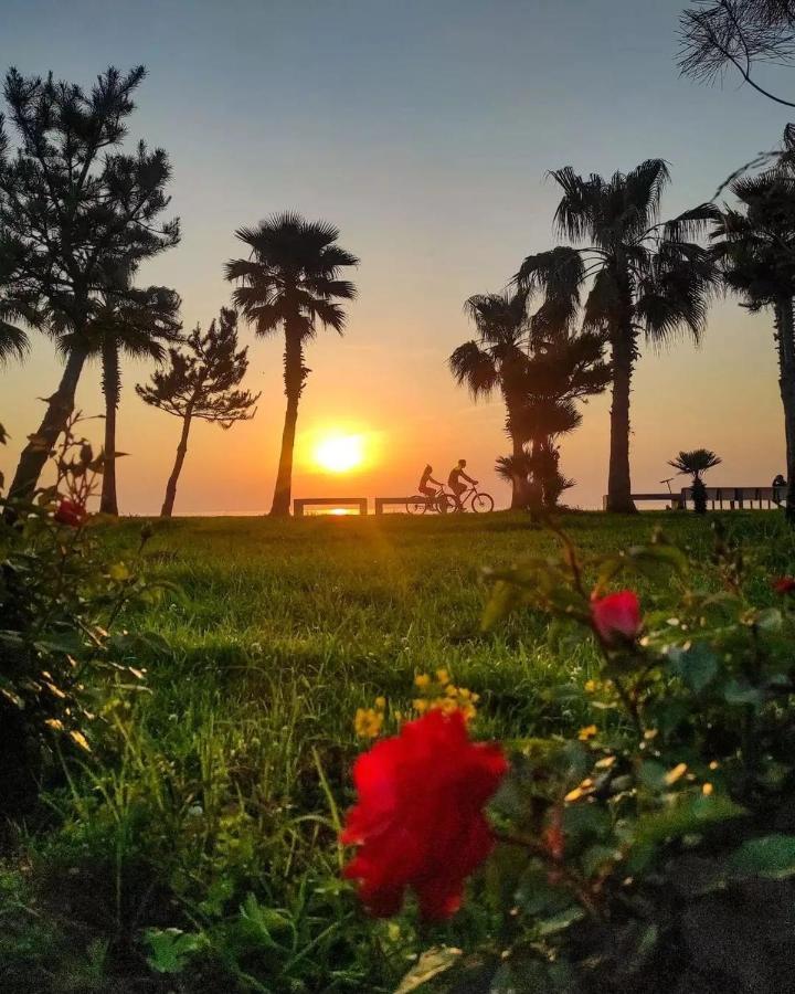 Orbi City Batumi Exteriör bild
