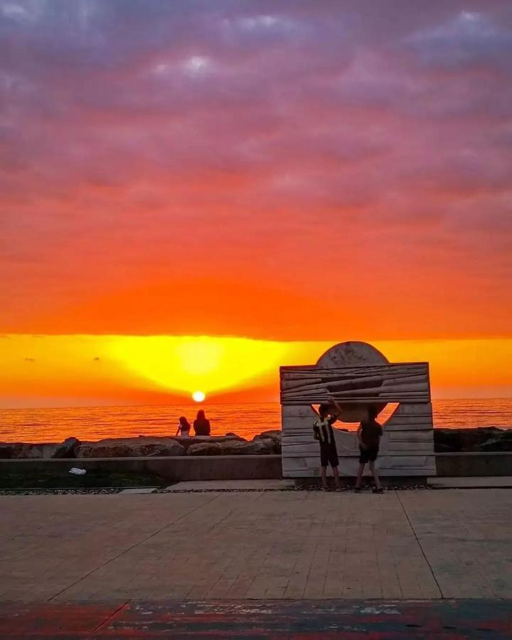 Orbi City Batumi Exteriör bild