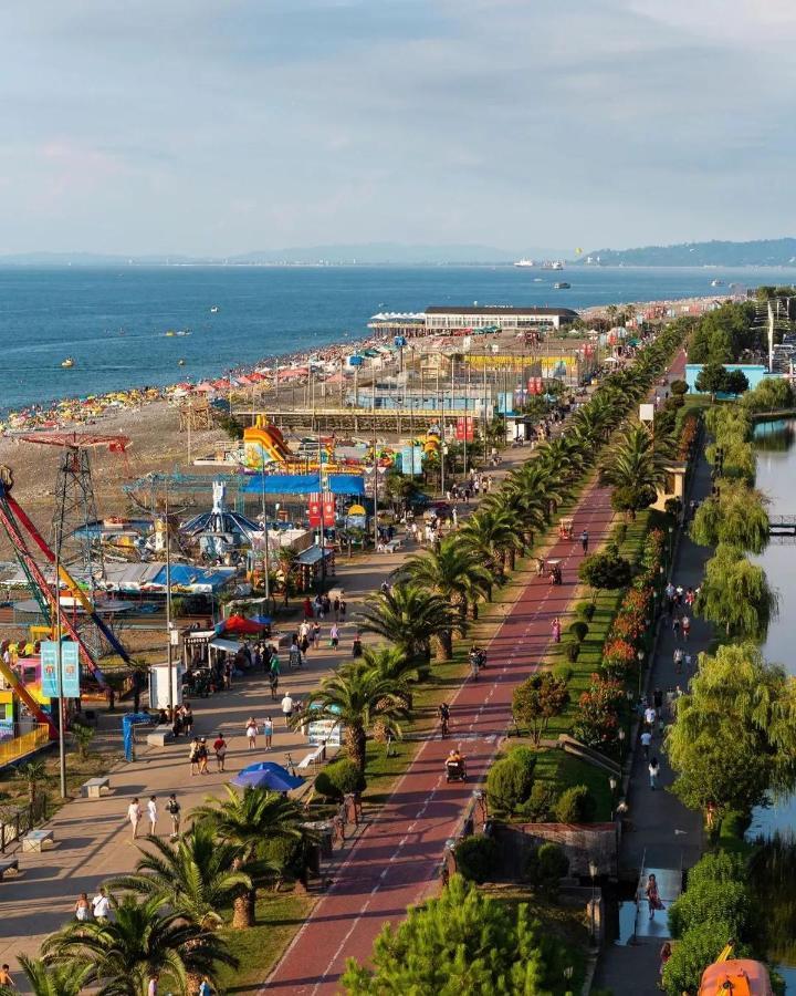 Orbi City Batumi Exteriör bild